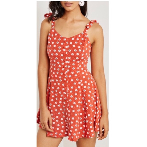 FOREVER 21 floral print skater dress - Picture 2 of 8